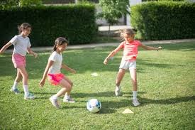 腾讯新游《星痕共鸣》今日上线：承诺永不抽角色 覆盖PC／手机端